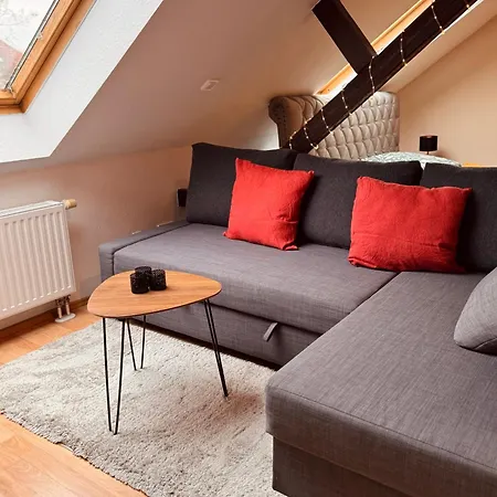 Charmante Dachgeschosswohnung *