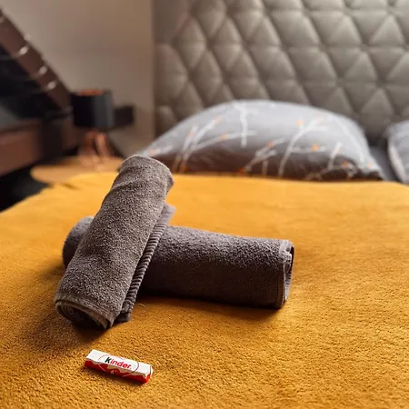 شقة Charmante Dachgeschosswohnung